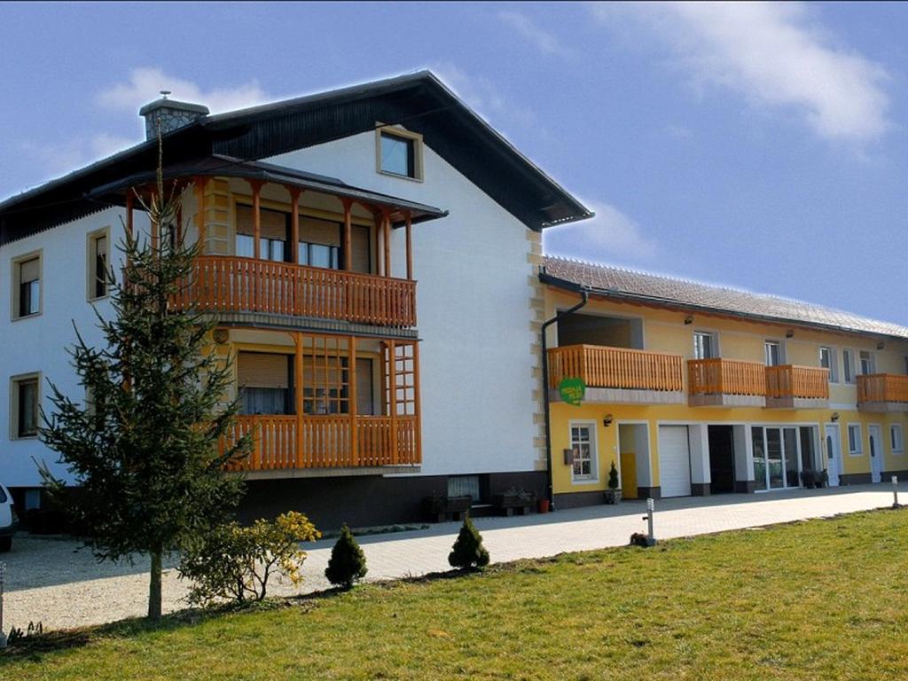 Tourist Farm Salamun Vila Banovci Exterior foto
